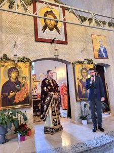 Weiterlesen: Mănunchi de colinde bucovinene și prezența Secretarului de Stat pentru Culte în Biserica “Sf....