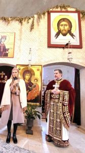 Citește mai mult:Regizoarea și scenarista Yelena Popovic s-a rugat în Biserica românească “Sf. Ștefan cel Mare” din...