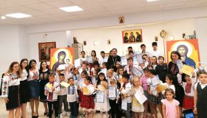Weiterlesen: Sfârșit de an școlar cu rugăciune, diplome și voie bună într-un cadru tradițional românesc -...