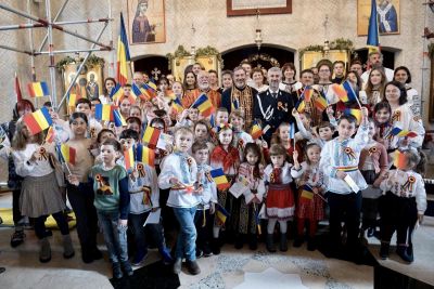 Weiterlesen: Ziua Naţională a României, sărbătorită anticipat în Biserica „Sf. Voievod Ștefan cel Mare” din...