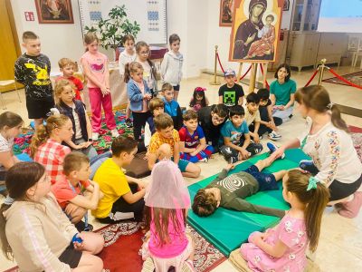 Weiterlesen: Zilele Sănătății și Pământului în Școala Parohială - cursuri, ateliere și activități, repetiții...